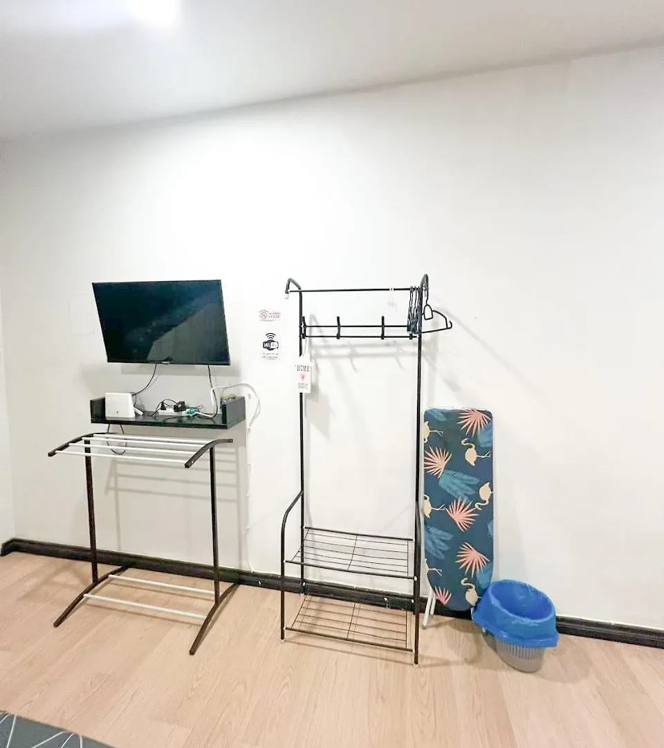 Kk City Api Api Block 1 Above Mcd Studio Homestay 2-3 Pax كوتا كينابالو 0*,